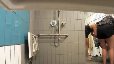 Huge Ass, aussie woman