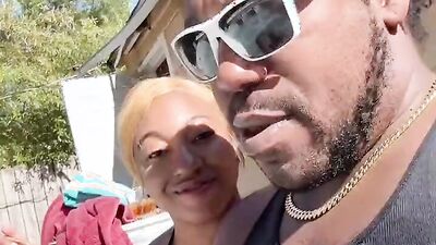 Fijii pornbox live with str8rich in the hot tub while stepmom out