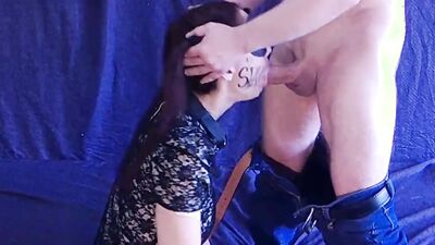Ann Slave Gives Her Master a Morning Blowjob 3