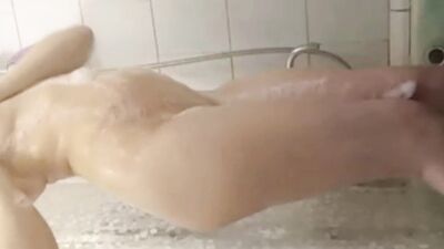 MILF Takes a Shower