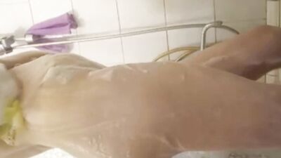 MILF Takes a Shower