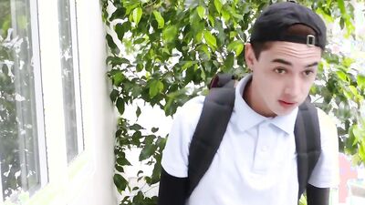 Trap for a curious schoolboy (Ivy LeBelle)