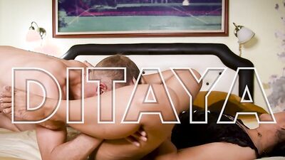 Stepfamily Secrets: A Wet and Wild Ride with the Stepbrother (free)