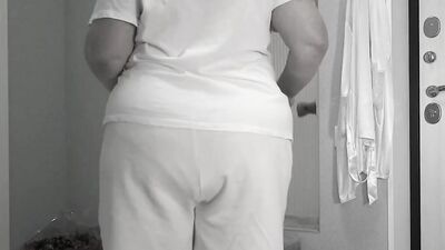 I was walking with a dildo in my ass, came back from my walk and fucked my ass to orgasm.