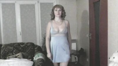 Milf sexy blonde mature and beautiful cute brunette virgin without panties in stockings in bedroom on bed paint their toes Legs Big ass Pussy Natural tits Close Up Handjob Fingering Lesbians Bisexuals
