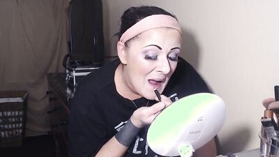 Check out the hottest mature birthday makeup in HD!