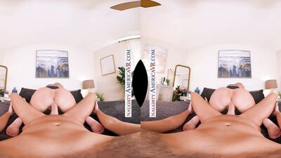 Mellanie Monroe's last solo before a steamy virtual reality fuck-fest with Dan Damage