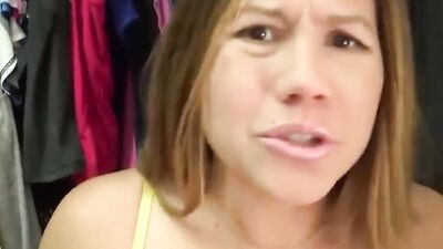 Stepbrother gets off inside his stepmom's pussy