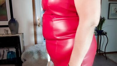 Big Tits Satin craves hardcore fucking & pussy pounding!