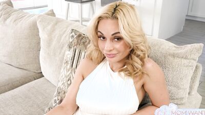 Crystal Rush's stepson's personal toy: a hot Russian MILF