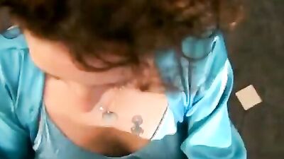 Jennifer, the kitchen slut, gets down and dirty in amateur porn