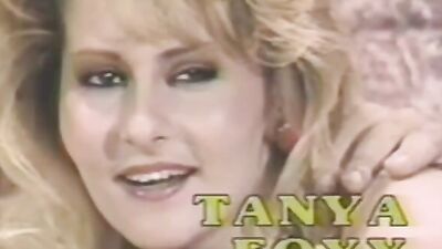Big Tits in vintage porn - Big tits MILF gets kinky with her man