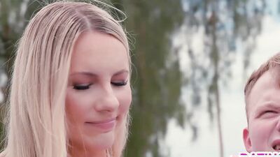 Bunny Madison Floods Jimmy Michaels Cock During Married Roleplay Date