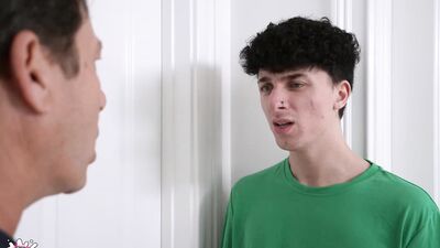 FILL UP MY MOM - Stepson Mans Up And Fucks His Curvy Stepmon