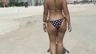Bootylicious Latina MILF swallows a lot of semen after being fucked
