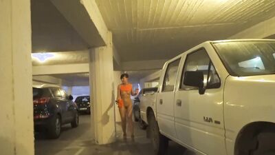 Lovely Russian babe Jeny Smith loves to show her pussy outside