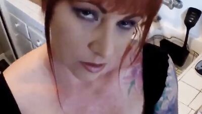 Redhead MILF Kylie Ireland goes down on a lucky cameraman