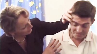 A hard cock up the ass is what this mature woman wanted