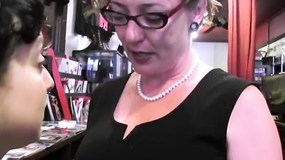 Tattooed Taboo Stepmom Pussyrubbed by Teen