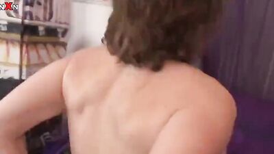 Chubby MILF sucks a dick and rides it like a horny teen chick