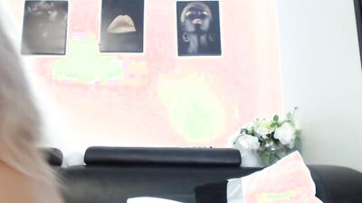 Blonde Chaturbate bombshell is being stimulated with ohmibod sex toy