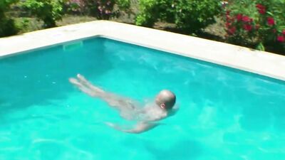 Two slutty blonde MILFs are sharing a guy by the pool