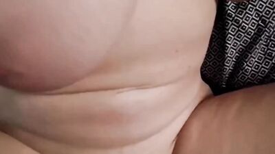 Curvy MILF gets some well-deserved banging in the morning