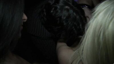 Kortney Kane, Voodoo & Tiffany Brooks are having 3some in the dark room