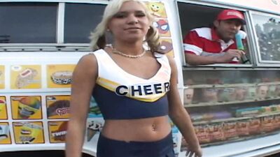 Kacey Jordan Wraps Her Meaty Pussy Around The Icecream truck