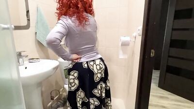 Redhead MILF agreed to anal sex at home in the bathroom