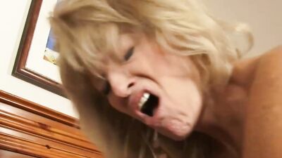 Friend's Mom Wanted Me To Fuck Her For A Long Time