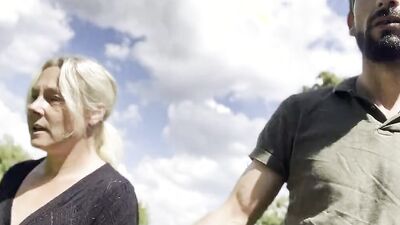Anal pounding on a walk