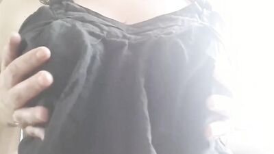Vends-ta-culotte - Horny milf teasing you to make you cum