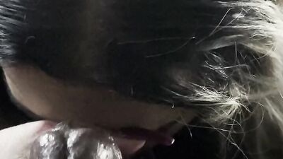 Milf giving head