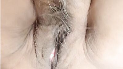 Master I offer you my mature Latina hairy pussy clit to taste & penetrate! Watch me seduce you!