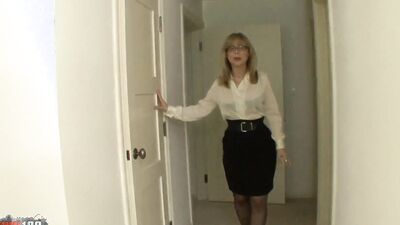 Nina Hartley gets her puss nailed with stepson's hard prick