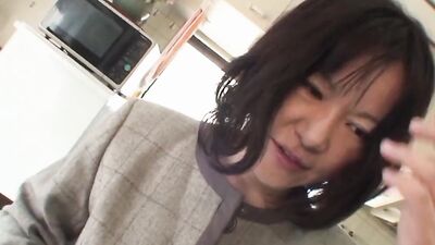 Hairy mature milf from Japan - reality porn from Japan