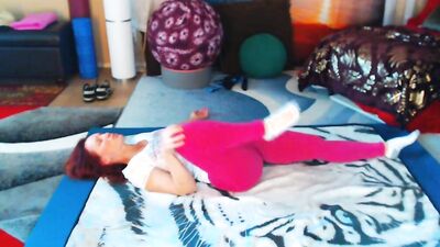 Amateur MILF is practicing some yoga in front of the camera
