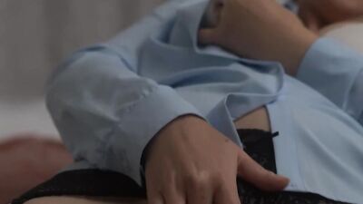 Trixty Rizzo is rubbing her cunt in this close-up homemade footage