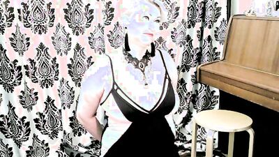 Homemade footage of a MILF getting bonked by her husband