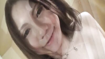 Amateur Asian chick is sucking stranger's willy and gets screwed