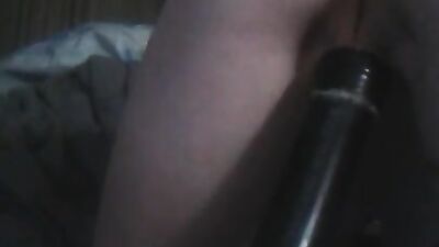 Amateur teen drills her twat in this close-up footage