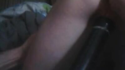 Amateur teen drills her twat in this close-up footage