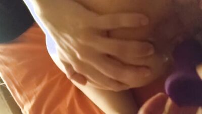 Close-up video of amateur Latina getting her juicy hole drilled