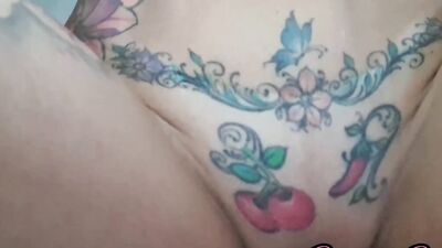 Close-up video shows chubby MILF getting a hard cock