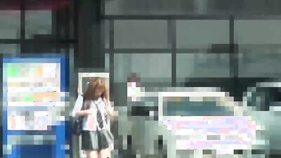 Asian schoolgril is being spanked and fucked in the car