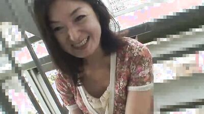 Chiyo japan milf get a load of cum inside her wet pussy
