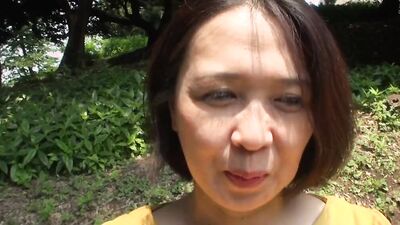 KRS089 The wife of a good family The wife had big tits. 02