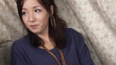 KRS111 Mature woman climaxing with spasms! She comes breathlessly!