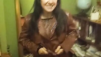 MILF does REVERSE STREAPTEASE Sexy LINGERIE LEOPARD PVC FETISH CLOTHES